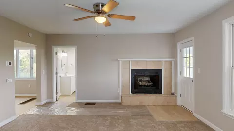 9364 W Buchanan, Sumner, MI 48889 photo 2