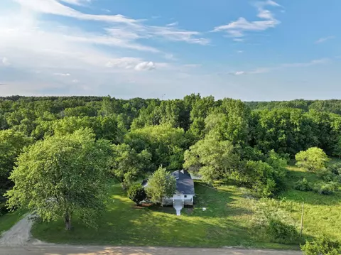 9364 W Buchanan, Sumner, MI 48889 photo 40