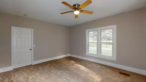 9364 W Buchanan, Sumner, MI 48889 photo 18