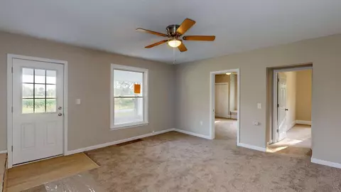 9364 W Buchanan, Sumner, MI 48889 photo 5