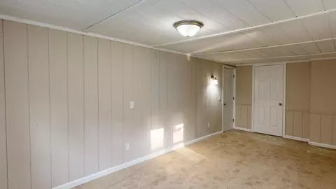 9364 W Buchanan, Sumner, MI 48889 photo 13