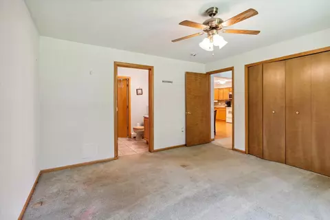 Bedroom - 4587 Pine Run, Farwell, MI 48622 photo 1 of 6
