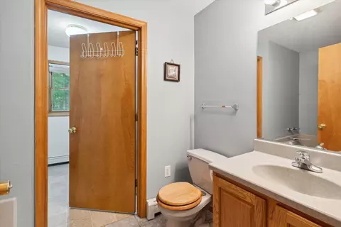 Bath - 4587 Pine Run, Farwell, MI 48622 photo 2 of 3