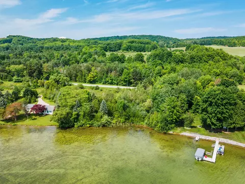 1777 S Lake Shr, Lake Leelanau, MI 49653
