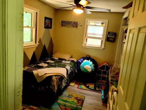 4002 Janet, Harrison, MI 48625 photo 3