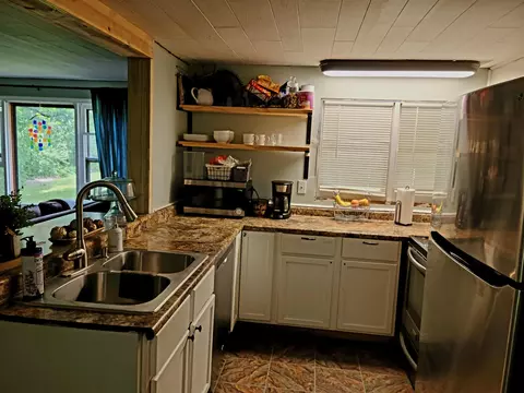 4002 Janet, Harrison, MI 48625 photo 7