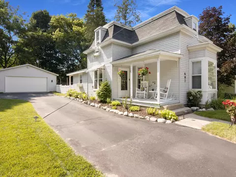 607 N N Brg, Bellaire, MI 49615