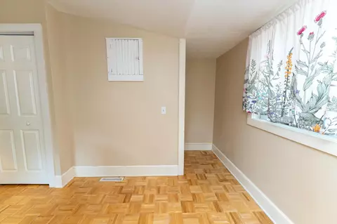 219 E Bennett, Mount Pleasant, MI 48858 photo 10