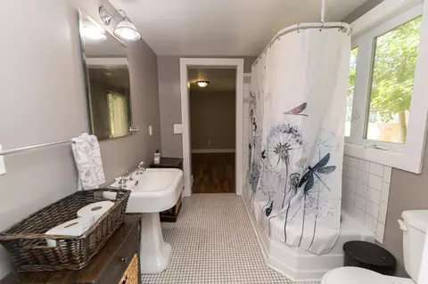 219 E Bennett, Mount Pleasant, MI 48858 photo 32
