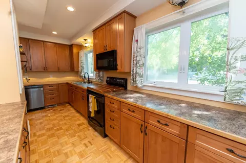 219 E Bennett, Mount Pleasant, MI 48858 photo 15