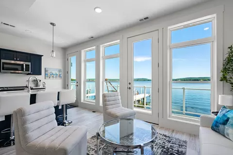 3656 Us-31 N #2, Conway, MI 49722