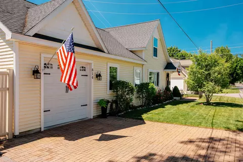 Exterior - 814 Locust, Traverse City, MI 49684 photo 1 of 19