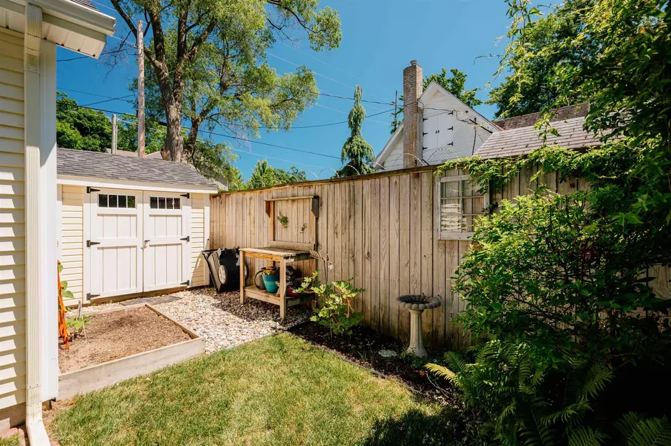 Exterior - 814 Locust, Traverse City, MI 49684 photo 10 of 19