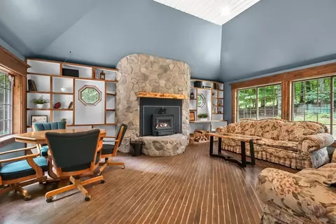 3024 Cooper, Beulah, MI 49617