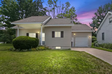 1005 Chestnut, Cadillac, MI 49601