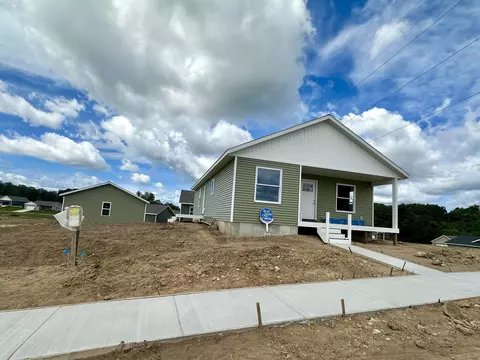 935 Sienna, Traverse City, MI 49696