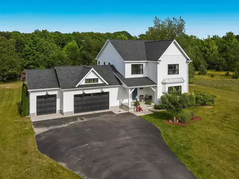 2090 Hayfield, Traverse City, MI 49685
