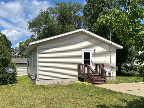 1208 Cummer, Cadillac, MI 49601