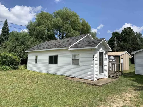 406 Donnelly, Cadillac, MI 49601