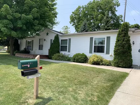 409 Highland, Alma, MI 48801