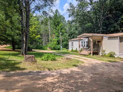 1701 Edson, Harrison, MI 48625 photo 3