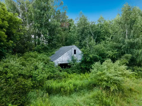 970 Valley, Elberta, MI 49628 photo 4