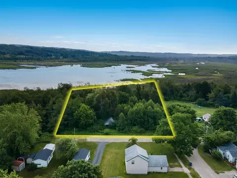 970 Valley, Elberta, MI 49628