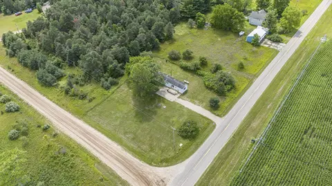 10529 W 16, Mesick, MI 49668