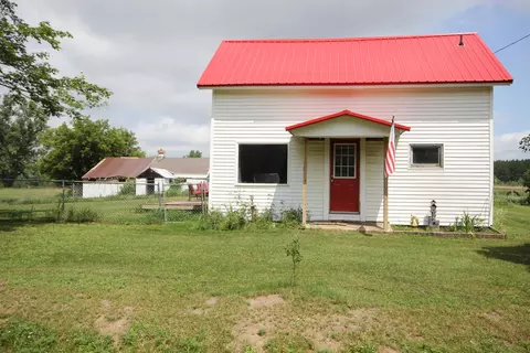 3189 Bowerman, Kingsley, MI 49649