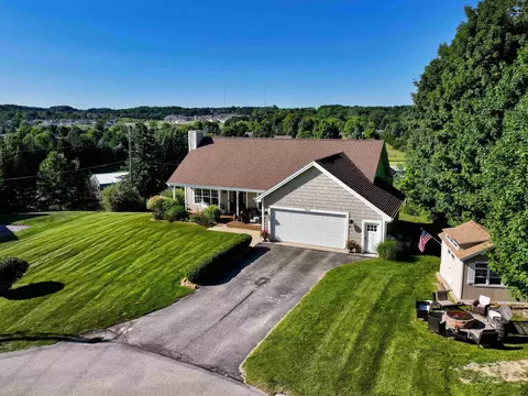 5030 Village Ln, Traverse City, MI 49685