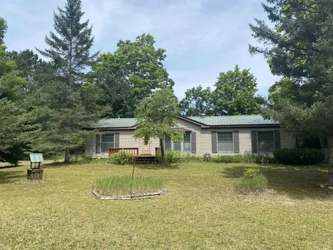 12164 Cinder, Beulah, MI 49617