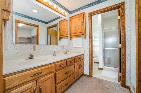 Bath - 3379 W Pierce, Ithaca, MI 48847 photo 2 of 5
