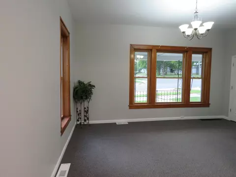 Living - 222 E Harris, Cadillac, MI 49601 photo 2 of 2