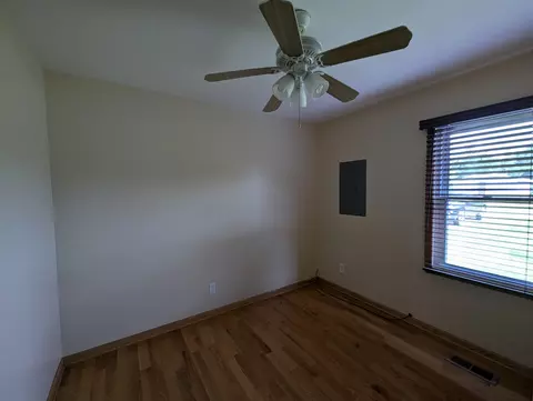 Bedroom - 1770 Riverside #LOT : 8, Au Gres, MI 48703 photo 3 of 3