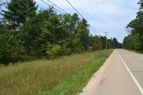 Par C E Higgins Lake, Roscommon, MI 48653 photo 3