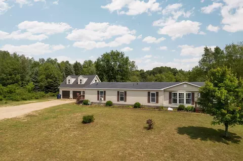 4358 N 11, Mesick, MI 49668