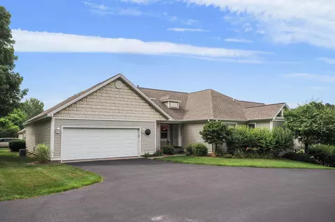 2882 E Crown, Traverse City, MI 49685