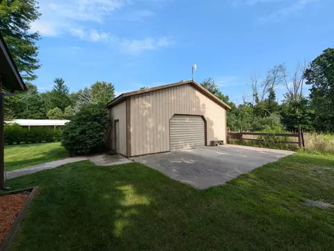 4850 S Huron, Standish, MI 48658 photo 10