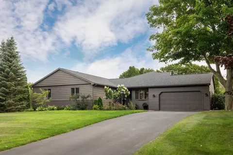 4272 Ridgemoor, Traverse City, MI 49684