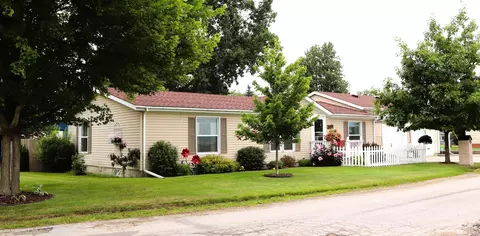 205 Hubbell, Alma, MI 48801