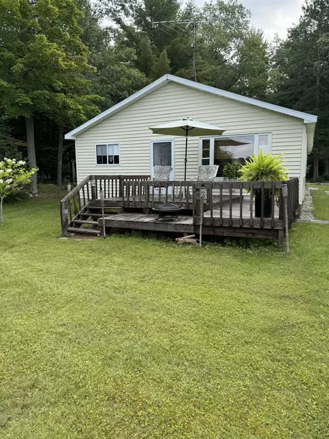 2195 Wenonah, Lake City, MI 49651