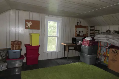 Bedroom - 5675 N Pendell, Elwell, MI 48832 photo 2 of 3