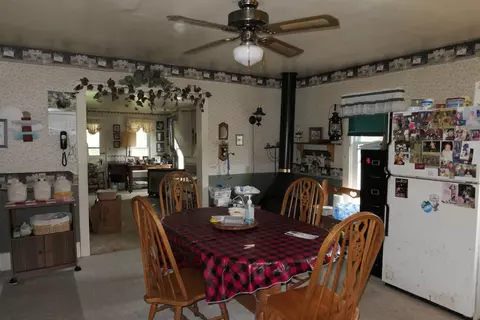 Dining - 5675 N Pendell, Elwell, MI 48832 photo 1 of 1