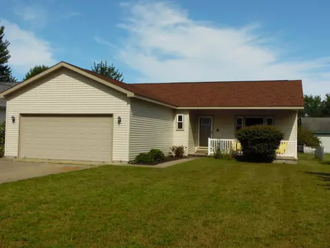 115 7th, Tawas City, MI 48763