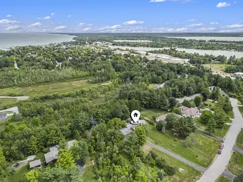400 Lamoreaux, Elk Rapids, MI 49629