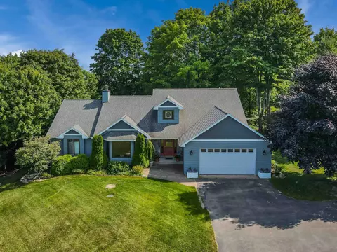 12114 E Spinnaker #6, Suttons Bay, MI 49682