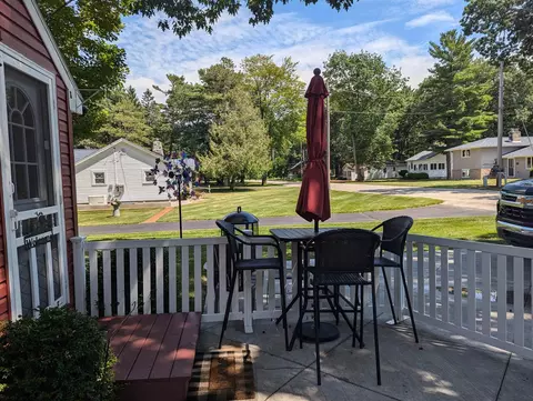 Exterior - 5451 E Michigan, Au Gres, MI 48703 photo 6 of 9
