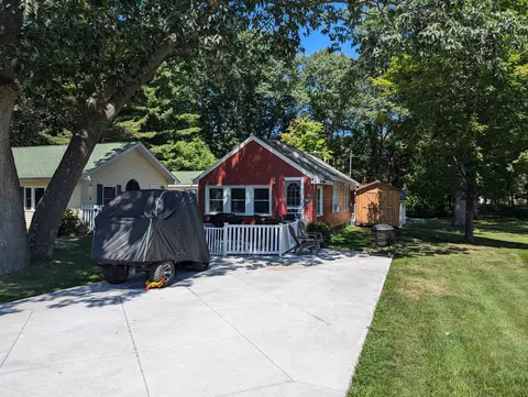Exterior - 5451 E Michigan, Au Gres, MI 48703 photo 5 of 9