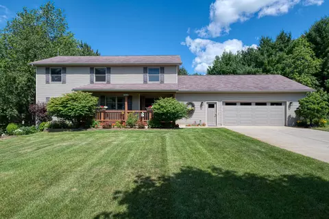 1025 Bass Lk, Traverse City, MI 49685