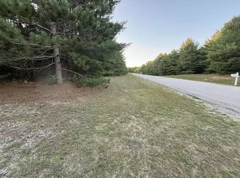 2802 Algonquin, Interlochen, MI 49643 photo 18